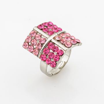 Δαχτυλίδι μεταλλικό ασημί τετράγωνο χωρισμένο σε μικρότερα τετράγωνα διακοσμημένο με στράς